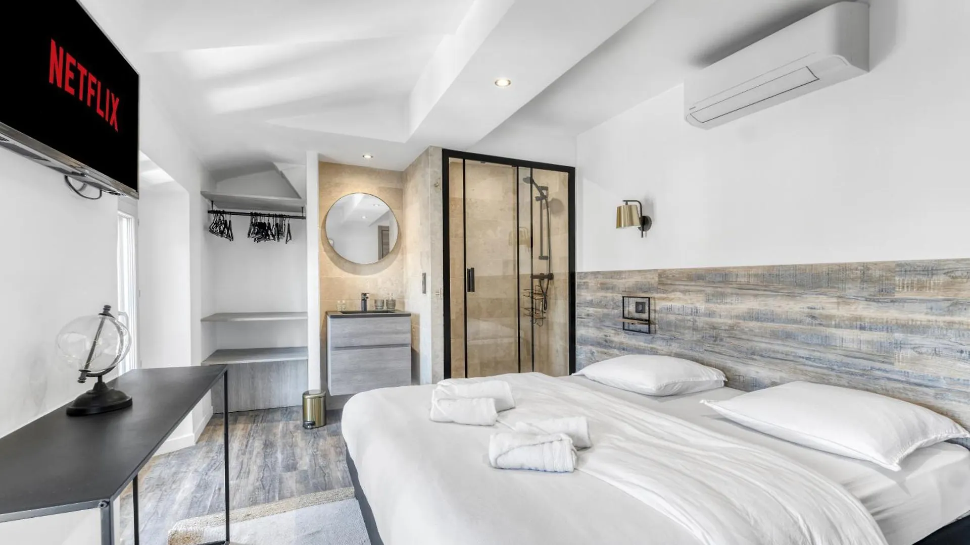 Apartment F3 Centre De Cannes Proche Du Palais France